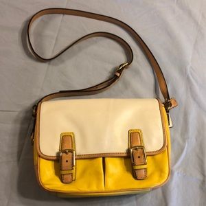 Coach crossbody 💛
